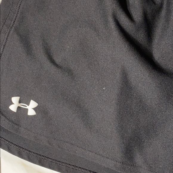 Black Under Armour shorts - Picture 3 of 4